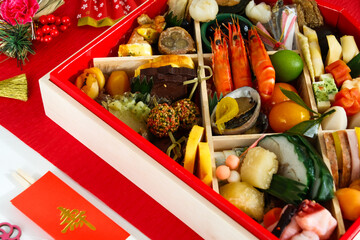 おせち料理のイメージ素材（赤背景）