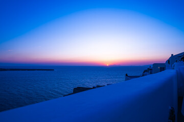 Obraz premium ギリシャのサントリーニの美しい夕日