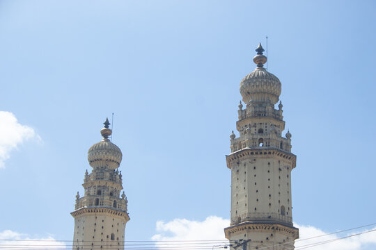 India, Karnataka, Mysuru, Beautiful View of Yellow Minaret of Masjid-i-Ala Srirangapatna, Tipu Sultan's Prayer Masjid.