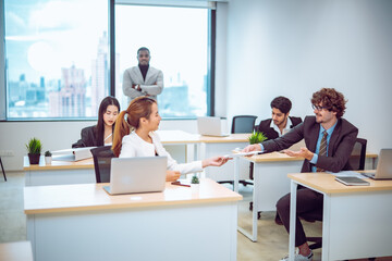 Obraz premium Business corporate office collaboration communication document workflow professional teamwork productivity management planning coordination employee workforce desk laptop report efficiency.