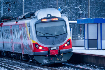 The railway in action. Passenger train. © Tomasz Warszewski