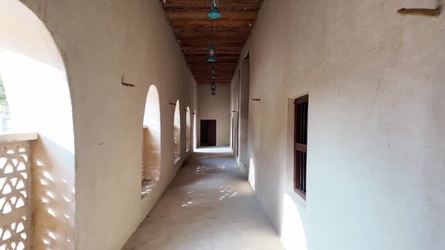  The Historic Al Jahlil Fort in Al Ain, showcasing mudbrick architecture, cultural heritage, and galleries highlighting the region&rsquo;s history.