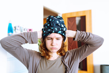 Making your own sleeping cap for curly hair