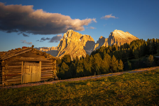 Golden hour at Seiser Alm (Alpe di Siusi), Dolomits with Langkofel and Plattkofe