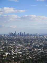 Naklejka premium Vue panoramique sur Downtown Los Angeles depuis l’observatoire 