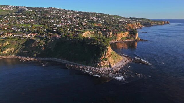 Aerial push in shot of Palos Verdes coastline