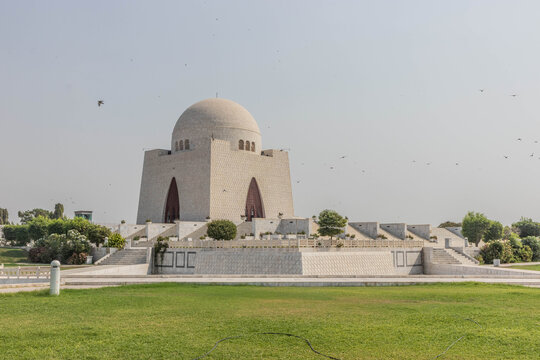Mazar-e-Quaid (Jinnah Mausoleum) in Karachi, Pakistan