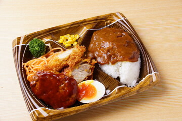 カレー洋食弁当