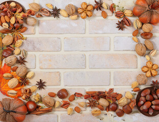 ナッツのフレーム