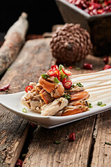 Cold pot scallop skewers