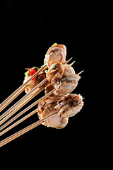 Cold pot scallop skewers