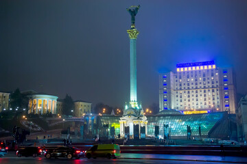 Night view of the independence memorial at Maidan Nezalezhnosti square in Kyiv, Ukraine