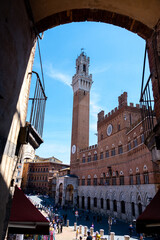 Obraz premium View of the streets of Siena, with its typical Tuscan architecture. Siena, Italy.
