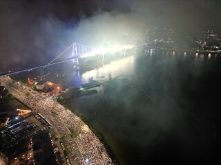 Imagens Aereas Reveillon Florian&oacute;polis - Ponte Hercilio Luz - Noite