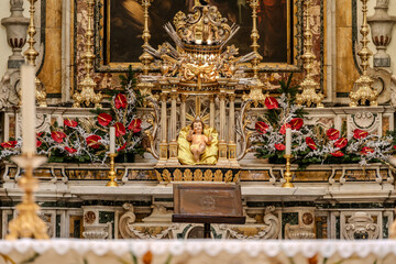 Fototapeta premium Isernia, interior photos of the Cathedral of St. Peter the Apostle