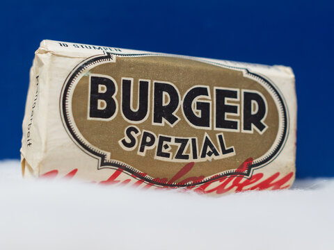  Vintage Swiss Burger Stumpen: Original Stubby Cigar Packaging