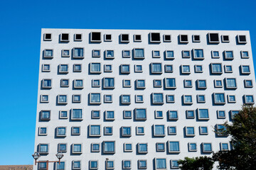 東京にあるモダン建築のホテル、変わったホテル