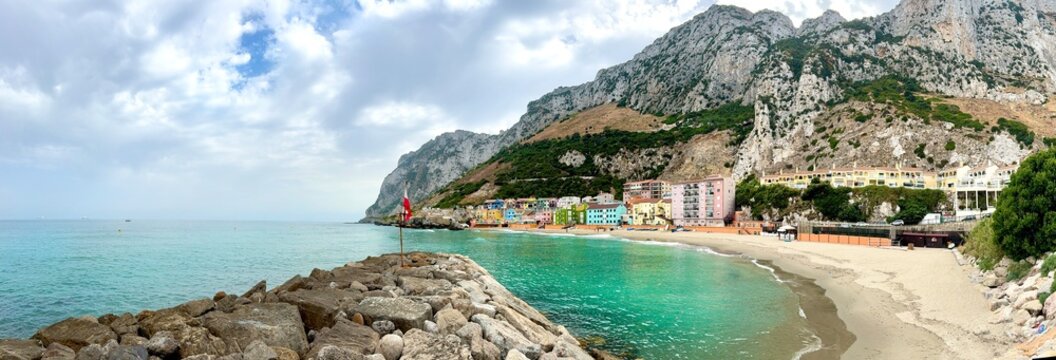Catalan Bay: panorama view of the bay and fishing village with beach in Gibraltar, Rock of Gibraltar, Strait of Gibraltar, Mediterranean Sea, British Overseas Territory, Europe