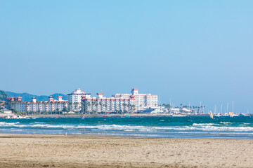(神奈川県ｰ風景)由比ガ浜から見る逗子マリーナが側風景