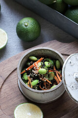 ひじきと枝豆の酢のものとヘベス