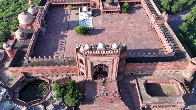 Aerial view of Buland Darwaza, the world&rsquo;s highest gateway in Fatehpur Sikri, India
