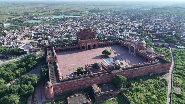 Aerial view of Buland Darwaza, the world&rsquo;s highest gateway in Fatehpur Sikri, India