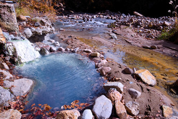 日光市　湯沢噴泉塔　野湯