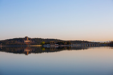 Obraz premium Lake and mountain spring landscape, Summer Palace, Beijing, China