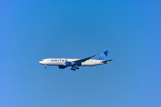 United Airlines passenger airplane Boeing 767-424EE kanding at German Frankfurt Airport on a sunny autumn day. Photo taken November 22nd, 2025, Frankfurt am Main, Germany.