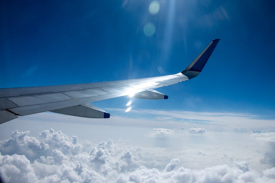 SKY VIEW - PLAINE WINDOW VIEW 