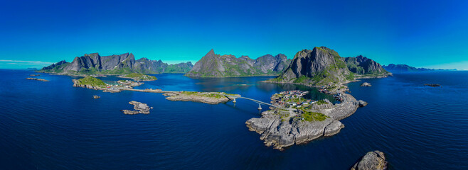 Hamn&oslash;y - der zauberhafte Fjord auf den Lofoten