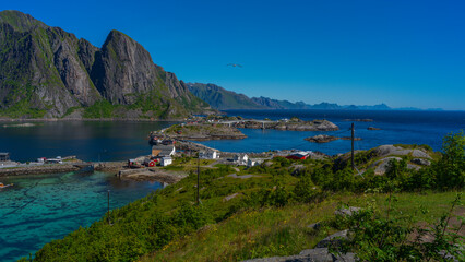 Fototapeta premium Hamnøy - der zauberhafte Fjord auf den Lofoten
