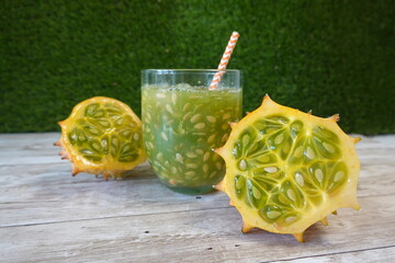 Horned melon kiwano juice with fresh fruit
