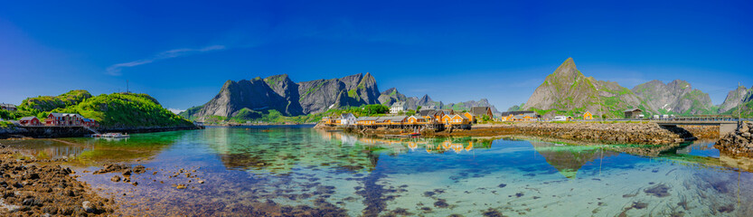 Hamn&oslash;y - der zauberhafte Fjord auf den Lofoten