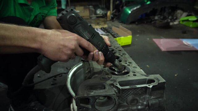repair and assembly of a standard turbocharged engine for a drift car, descaling and descaling of valves in the head of the gas distribution mechanism, installation of camshafts