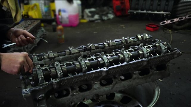 repair and assembly of a standard turbocharged engine for a drift car, descaling and descaling of valves in the head of the gas distribution mechanism, installation of camshafts