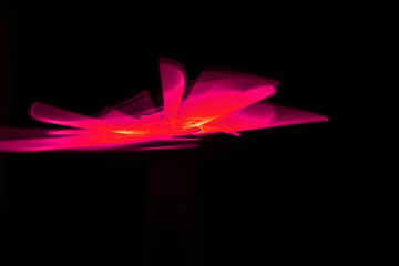 malerei pink schwarz licht