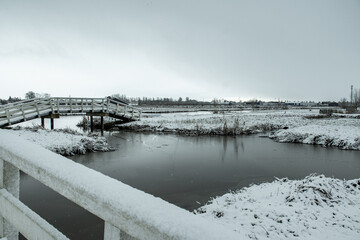 Unusually heavy snow in the Netherlands causes Code Orange weather warning