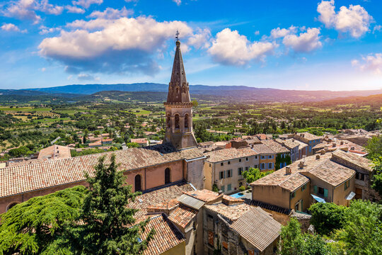 Panoramic view of village Saint Saturnin les Apt in Luberon regional natural park, Provence, France. View of the small village of Saint-Saturnin-les-Apt, Vaucluse, Provence, France.
