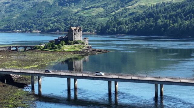 Explore eiliean donan castle and the scenic loch duich bridge in scotland