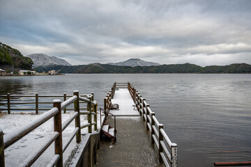 冬の三方湖