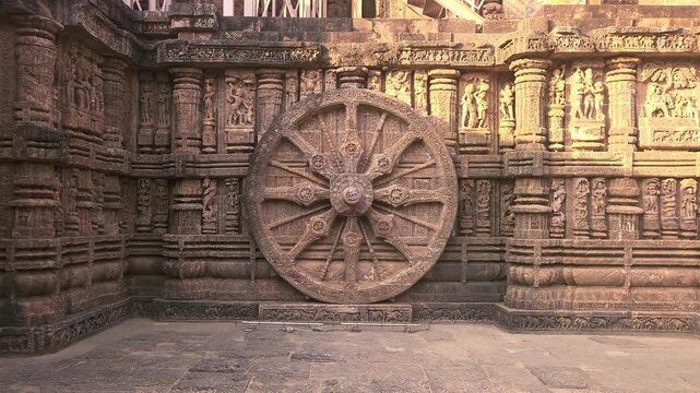 Konark Sun Temple, This Temple is a 13th-century CE Hindu Sun temple at Konark about 35 kilometres (22 mi) northeast from Puri city on the coastline in Puri district, Odisha, India