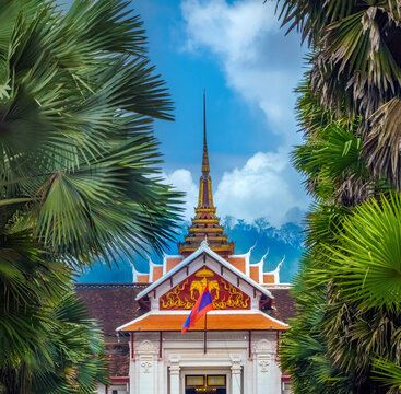 Cityscape in Luang Pragang featung part of the historic remains of the former Royal Palance, Luang Prabang, Laos