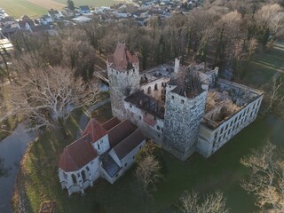 Schlosspark  und Wasserschloss Pottendorf, Nieder&ouml;sterreich 