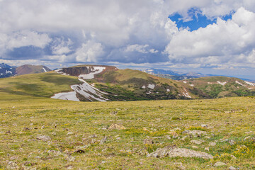 Sunny view of the beautiful landscape in Rocky Mountain National Park.