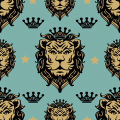 Seamless pattern with lions and crowns. Vintage style. Vector illustration.