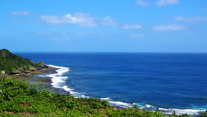 沖縄 平和記念公園 平和の火から見える海の景色