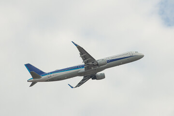 Obraz premium Aircraft Scenes at Fukuoka Airport Photographed in December