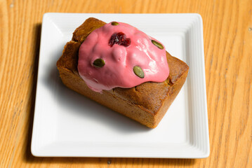 Loaf Cake raspberry