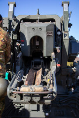 榴弾砲の装填部